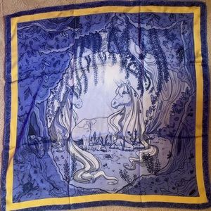 New LulaRoe Consultant exclusive unicorn scarf